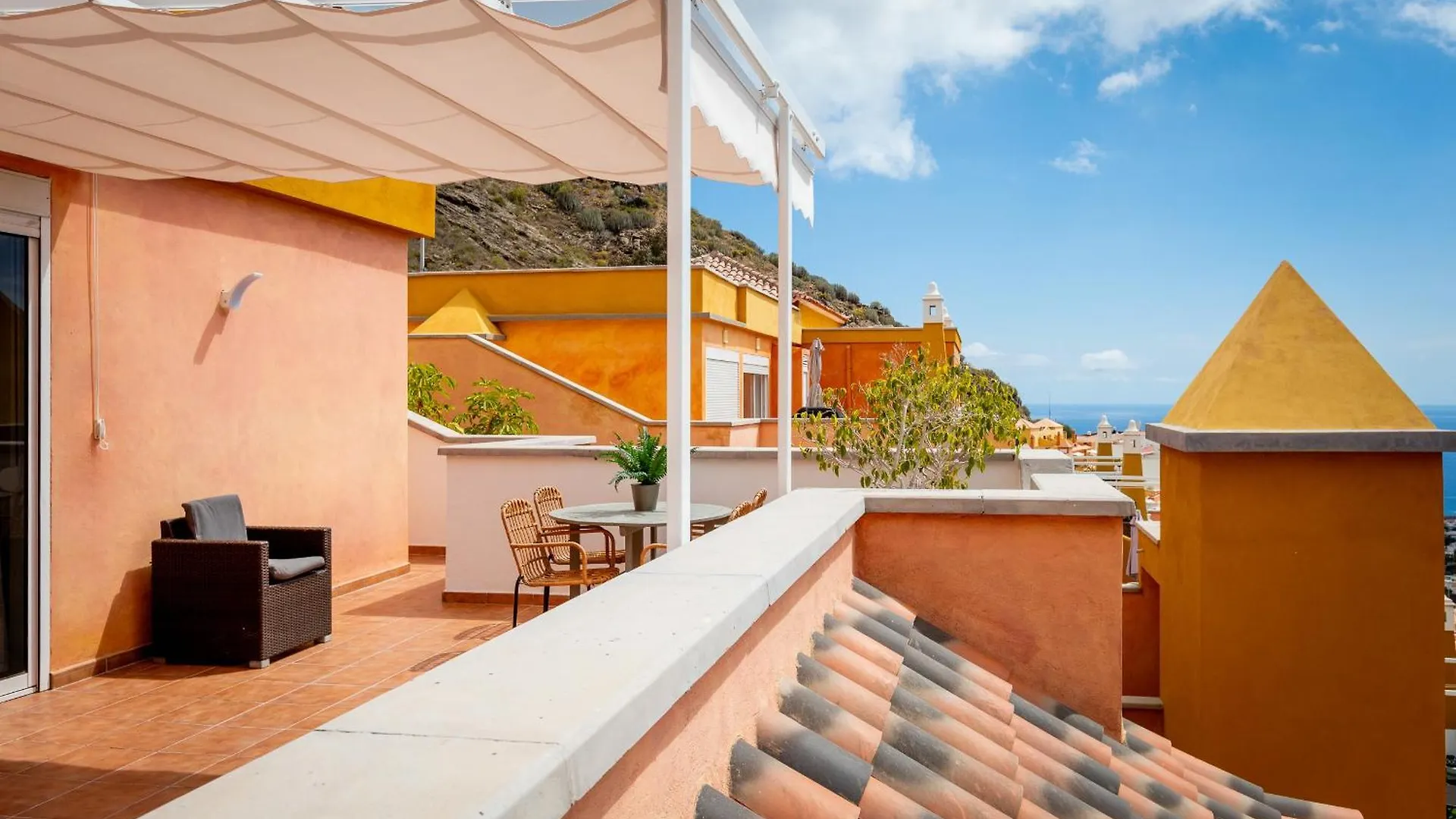 Salt And Sea Apartment, Sea View, Free Wi Fi Costa Adeje  Costa Adeje (Tenerife)